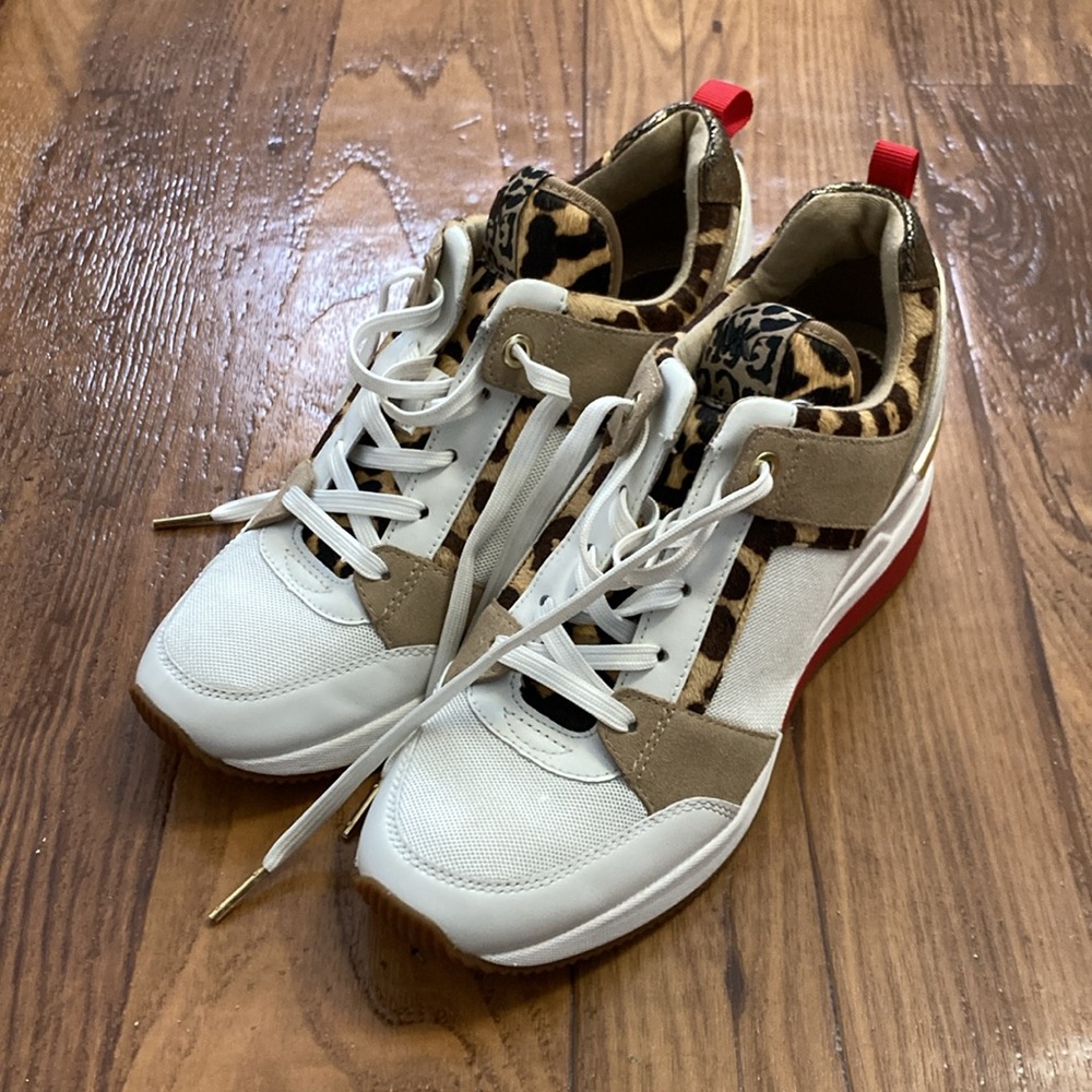 Michael Kors sneakers size 7 - Picture 3 of 6
